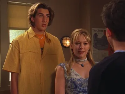 thumbnail - S2:E15 Lizzie in the Middle