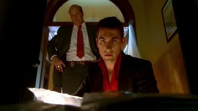 thumbnail - S5:E8 Darkroom