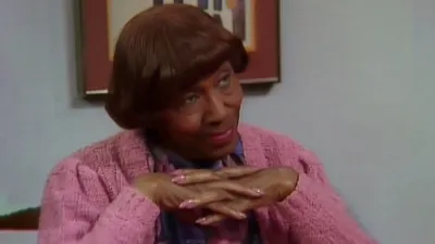 thumbnail - S5:E12 Guess Who's Not Coming to Christmas