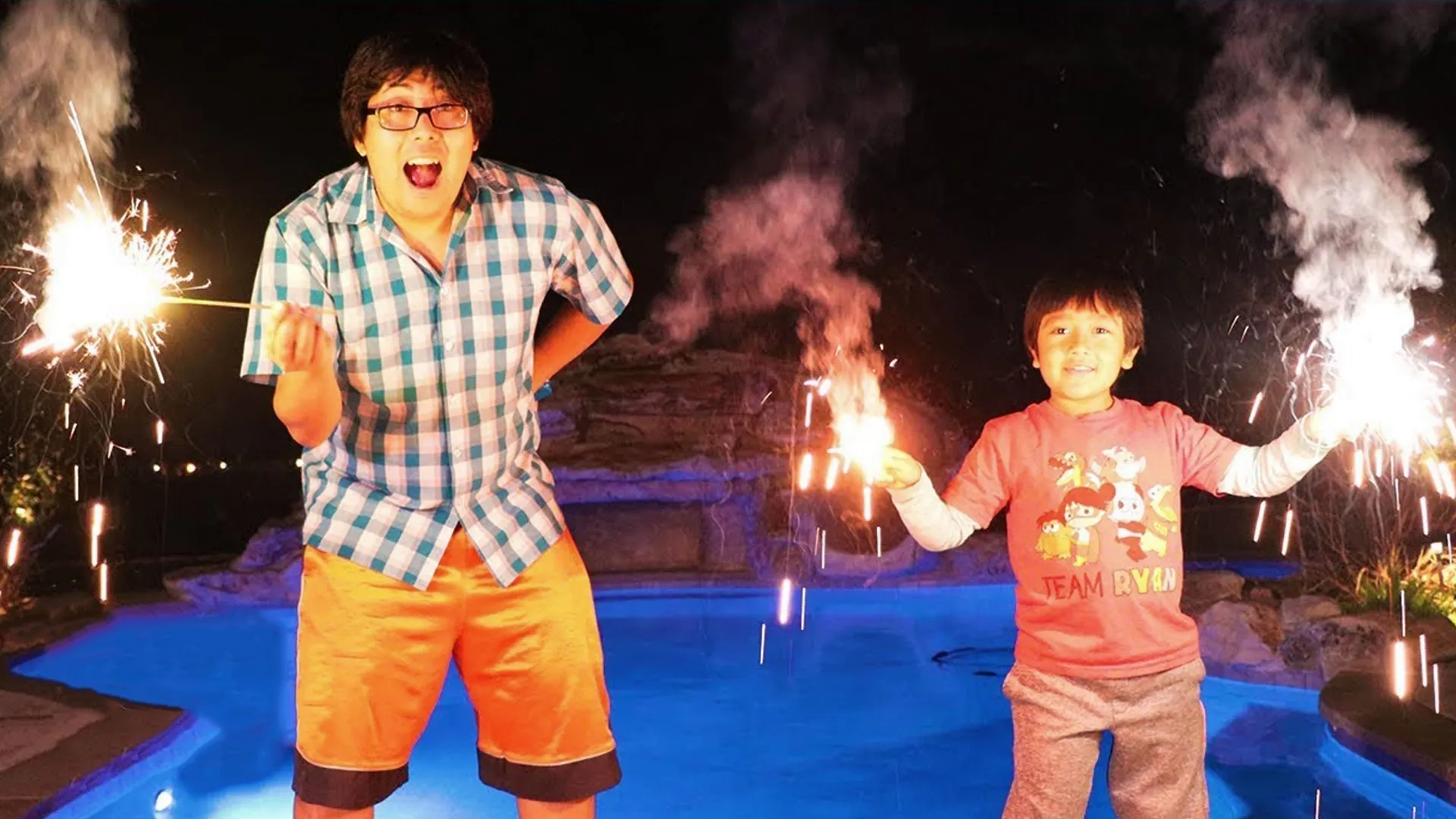 thumbnail - S11:E12 Ryan Rings in the New Year!