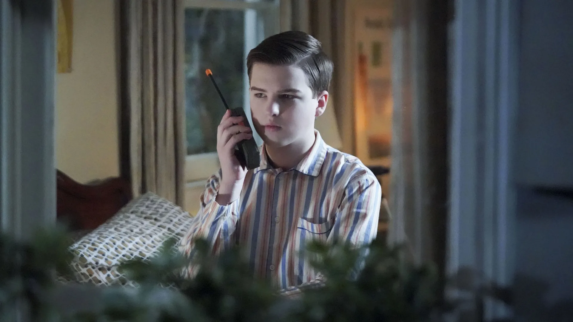 thumbnail - S6:E15 Teen Angst and a Smart-Boy Walk of Shame