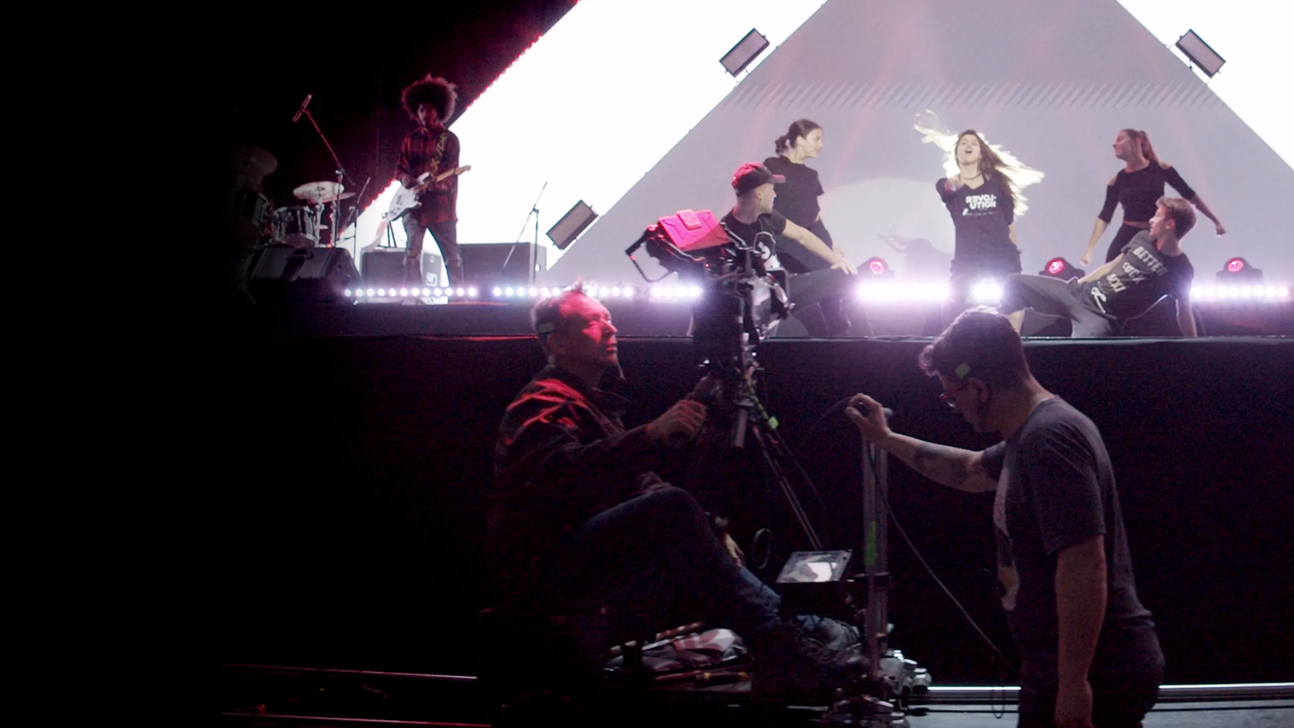 Bia: An Upside Down World - Making of