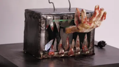 thumbnail - S3:E3 Swamp Creatures Attack