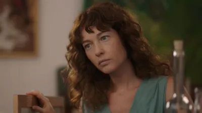 thumbnail - S1:E2 The Absence