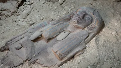 thumbnail - S5:E9 Ramses: Master of War