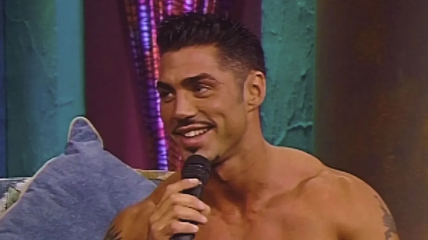 thumbnail - S1:E2 Libre