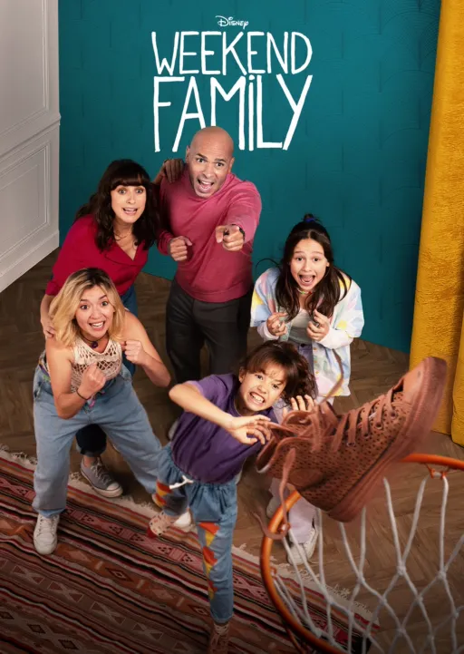 thumbnail - Weekend Family