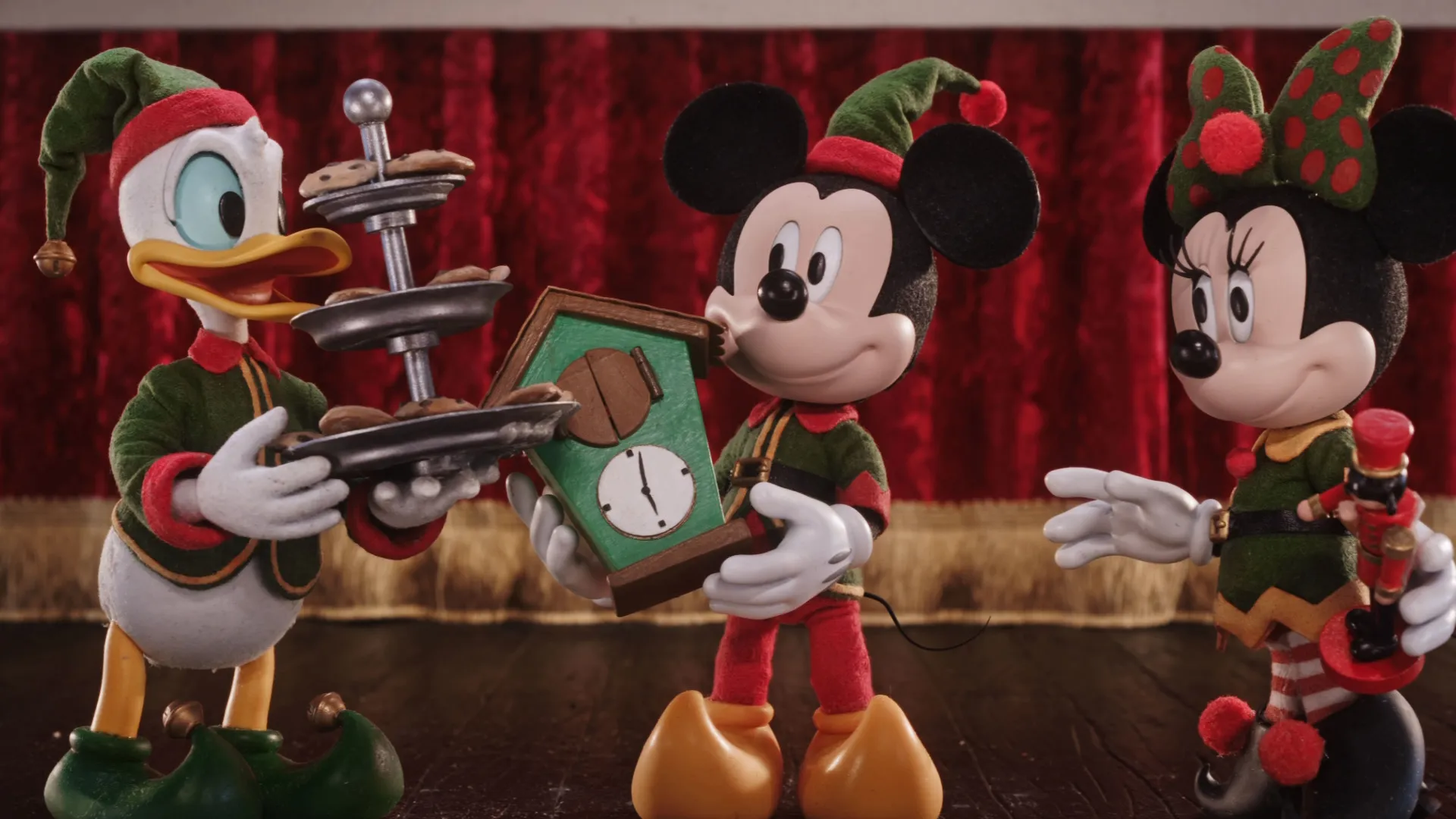 thumbnail - S1:E2 12 Days of Christmas