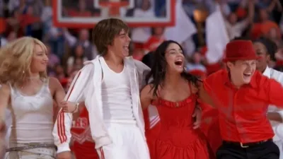 thumbnail - S6：第1話「みんなスター！」