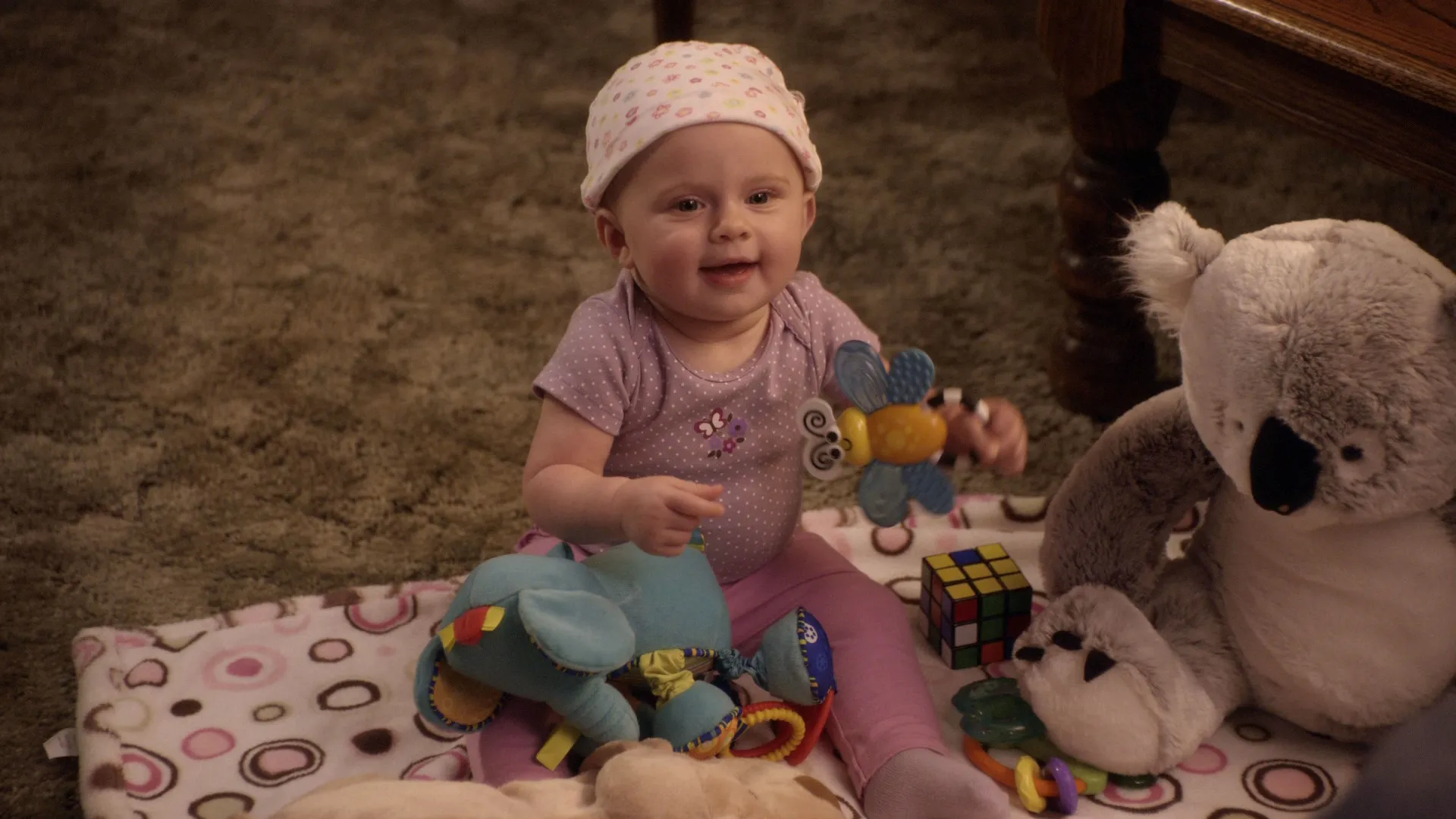 thumbnail - S1:E8 Blue Dots