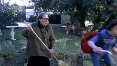 thumbnail - S4:E21 Witch Lady