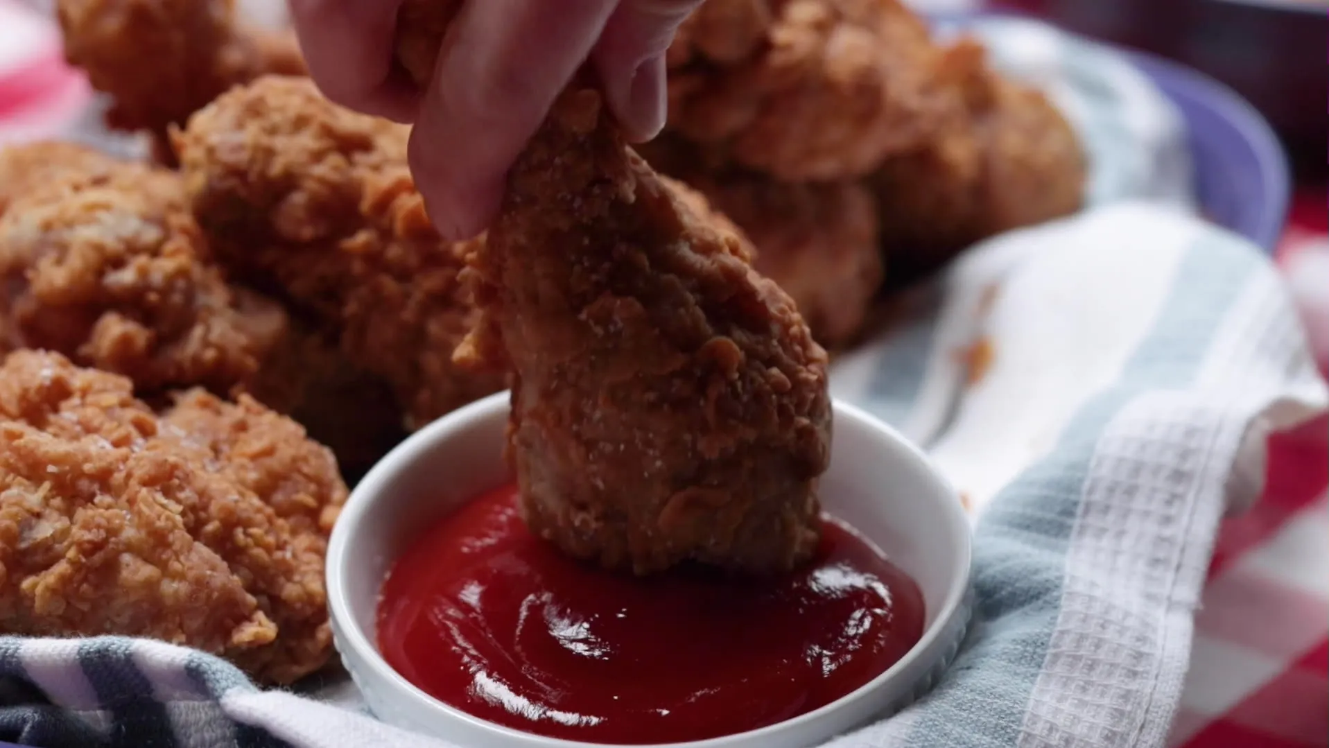 thumbnail - S5:E5 How To Make The Crispiest Fried Chicken You'll Ever Eat