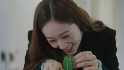 thumbnail - S1:E7 Episode 7