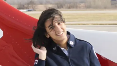 thumbnail - S9:E3 It's Over. Move On.