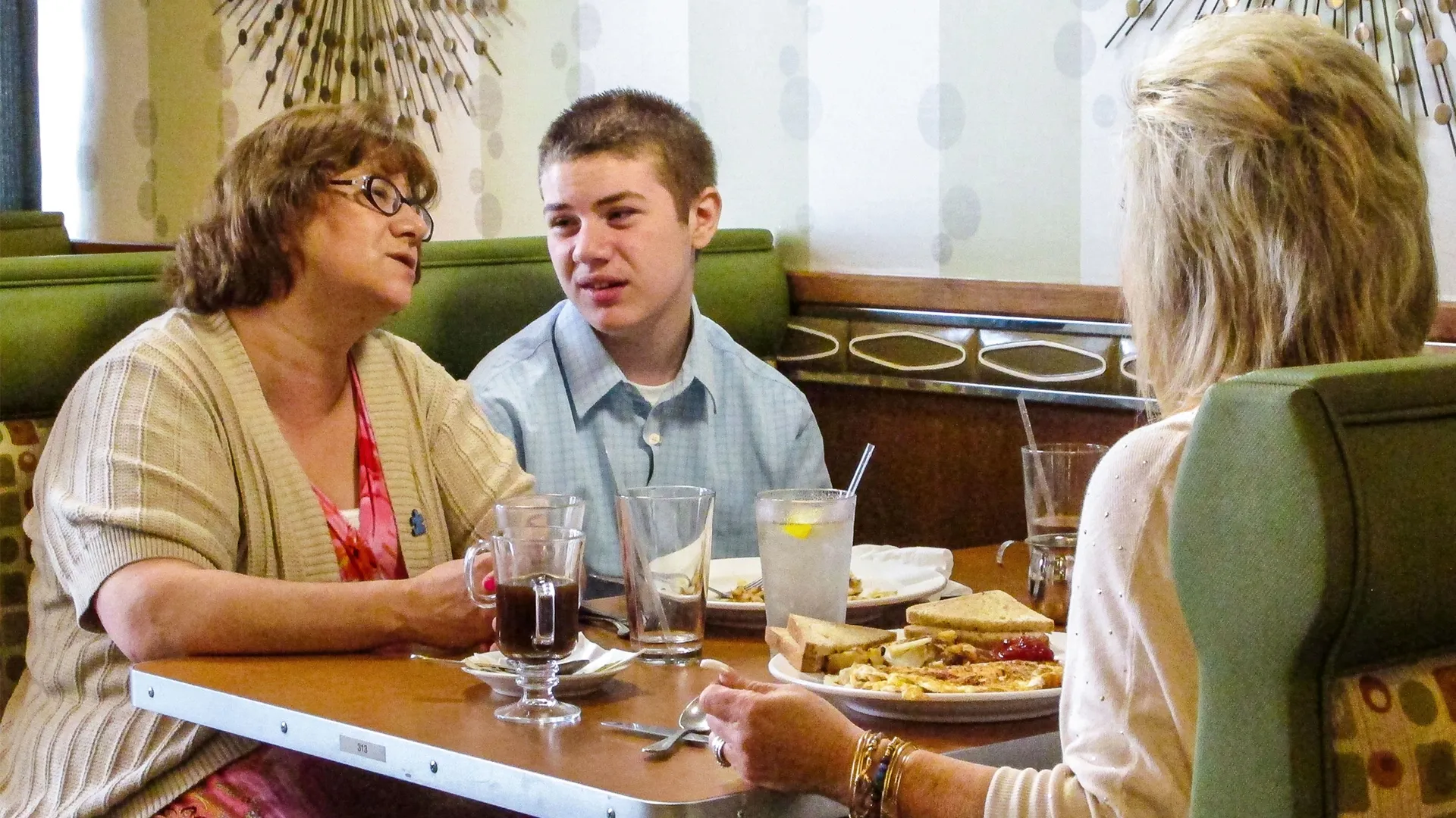 thumbnail - S7:E10 Family Fundraiser