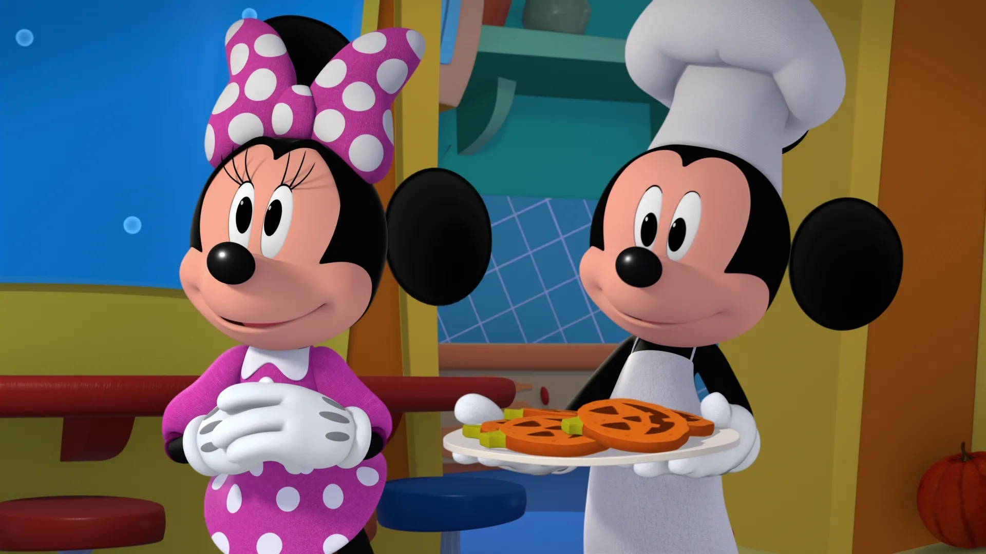 thumbnail - S3:E14 This Cat Doesn't Swim! / Funhouse-made Costumes