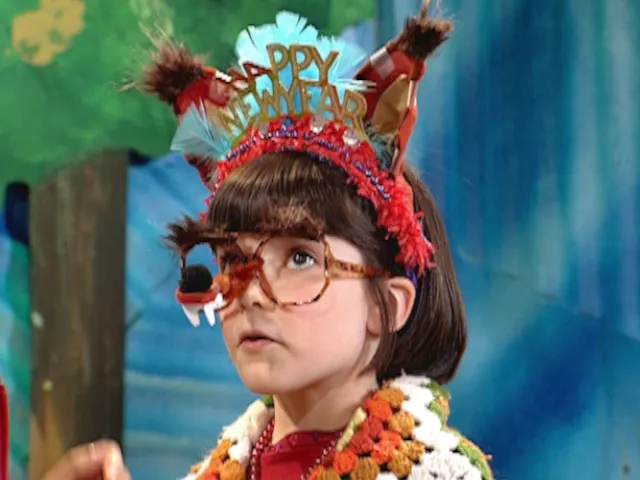 thumbnail - S3:E8 Happy New Year!