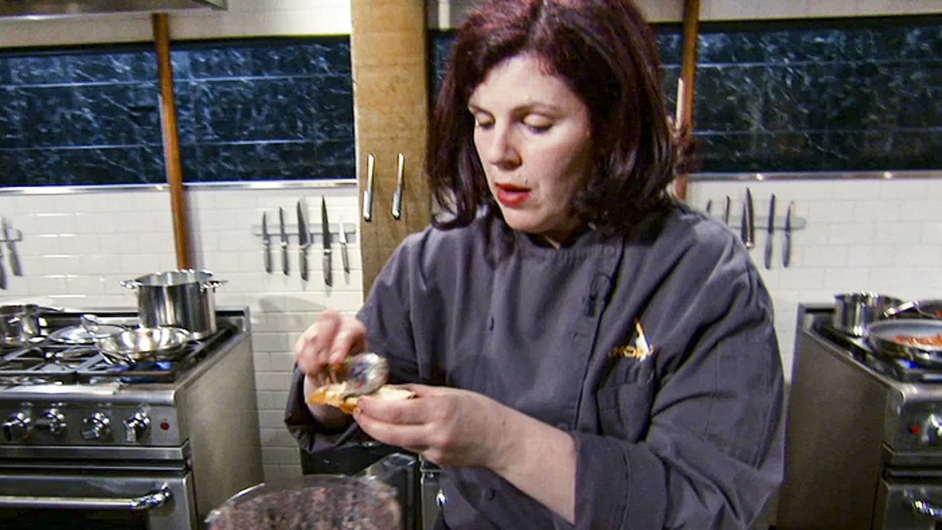 thumbnail - S3:E13 Chopped Liver