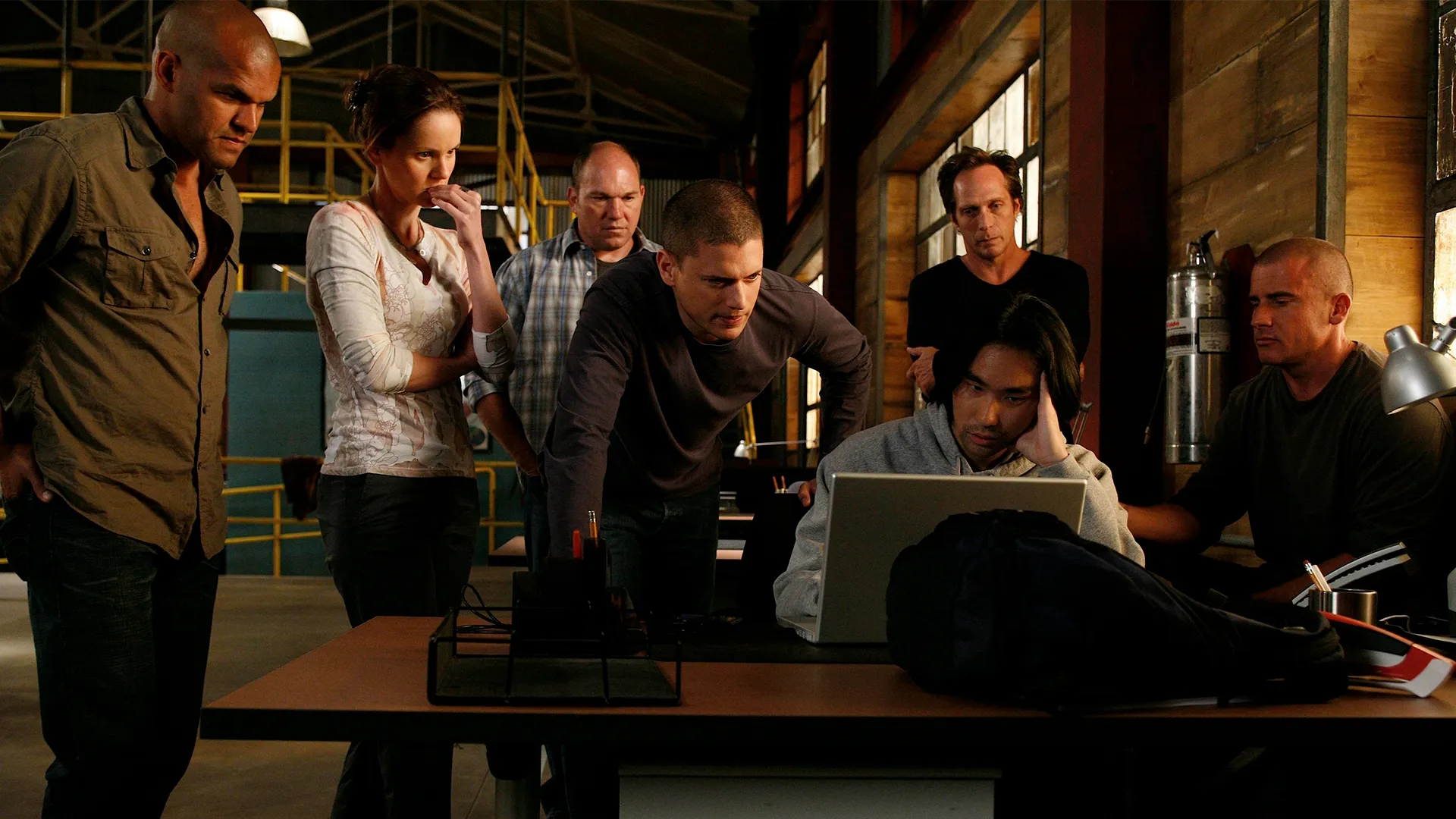 thumbnail - S4:E2 Breaking and Entering