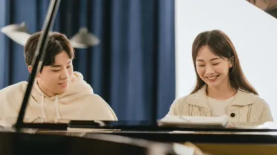 thumbnail - S1:E3 Episode 3