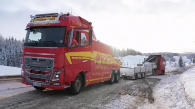 thumbnail - S8:E4 River Alert