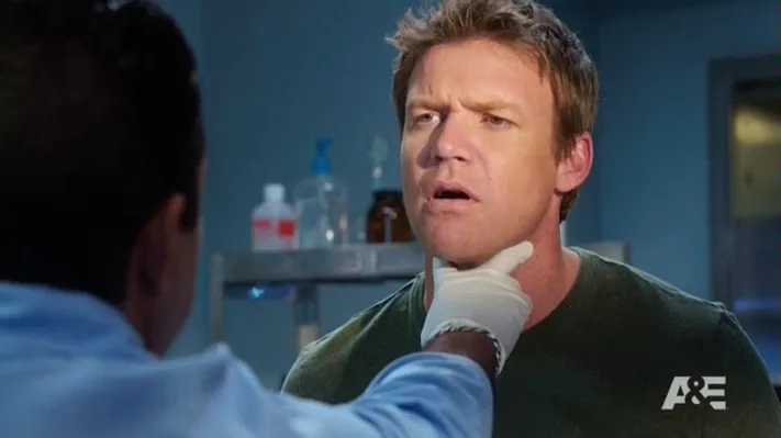 thumbnail - S3:E3 Longworth's Anatomy