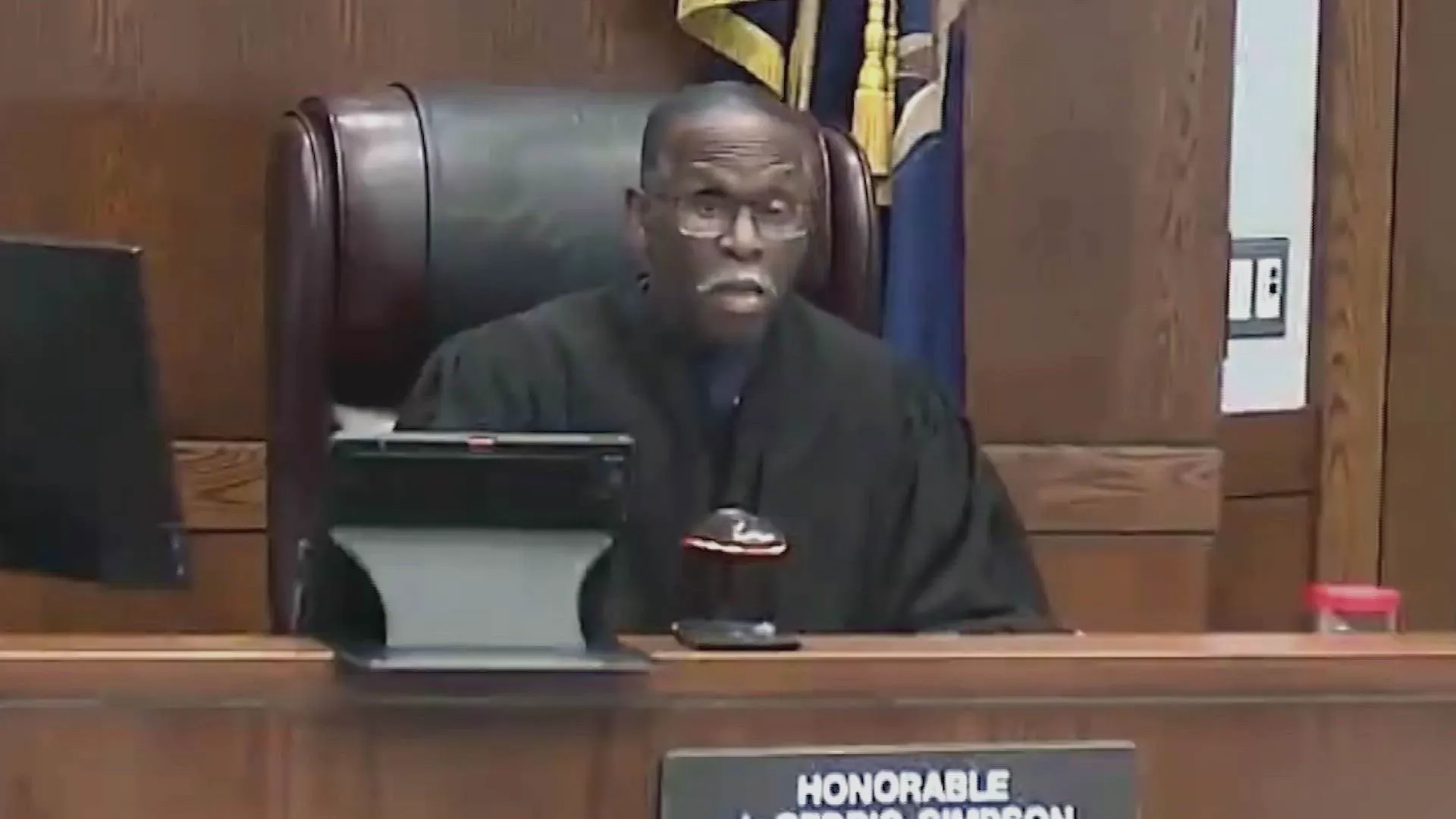 thumbnail - S8:E13 Court Cam - 813