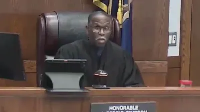 thumbnail - S8:E13 Court Cam - 813