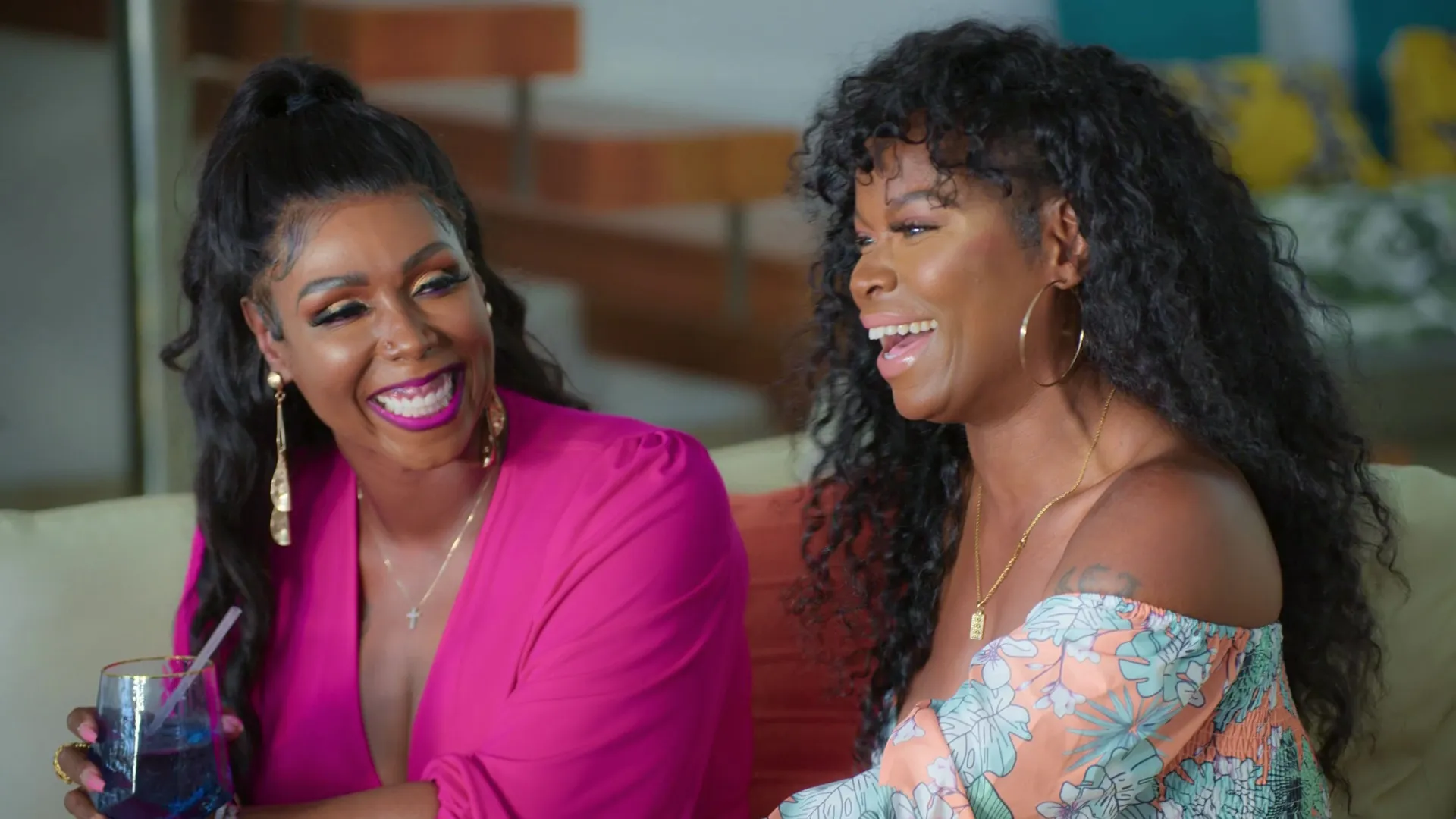 thumbnail - S1:E7 The End Is Nigh