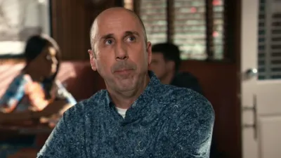 thumbnail - S6:E12 A Two Story Town