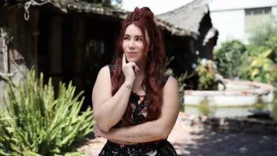 thumbnail - S1:E4 Once Upon a Time: Fairy Tale Homes