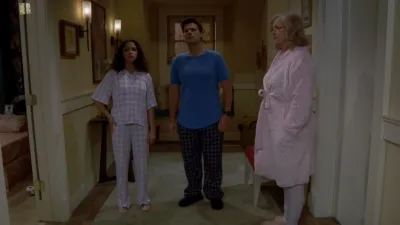 thumbnail - S3:E18 My Cousin Lexi