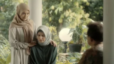 thumbnail - S1:E2 Pretend Wife