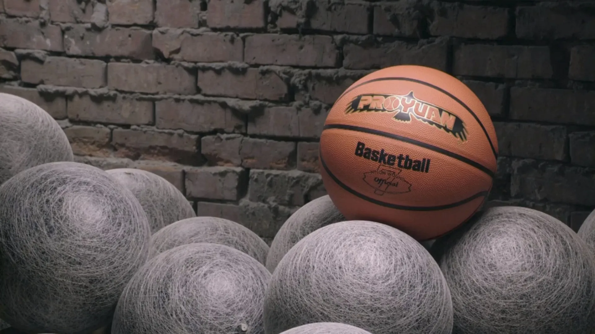 thumbnail - S24:E7 Rubber Balls, Motion Chairs
