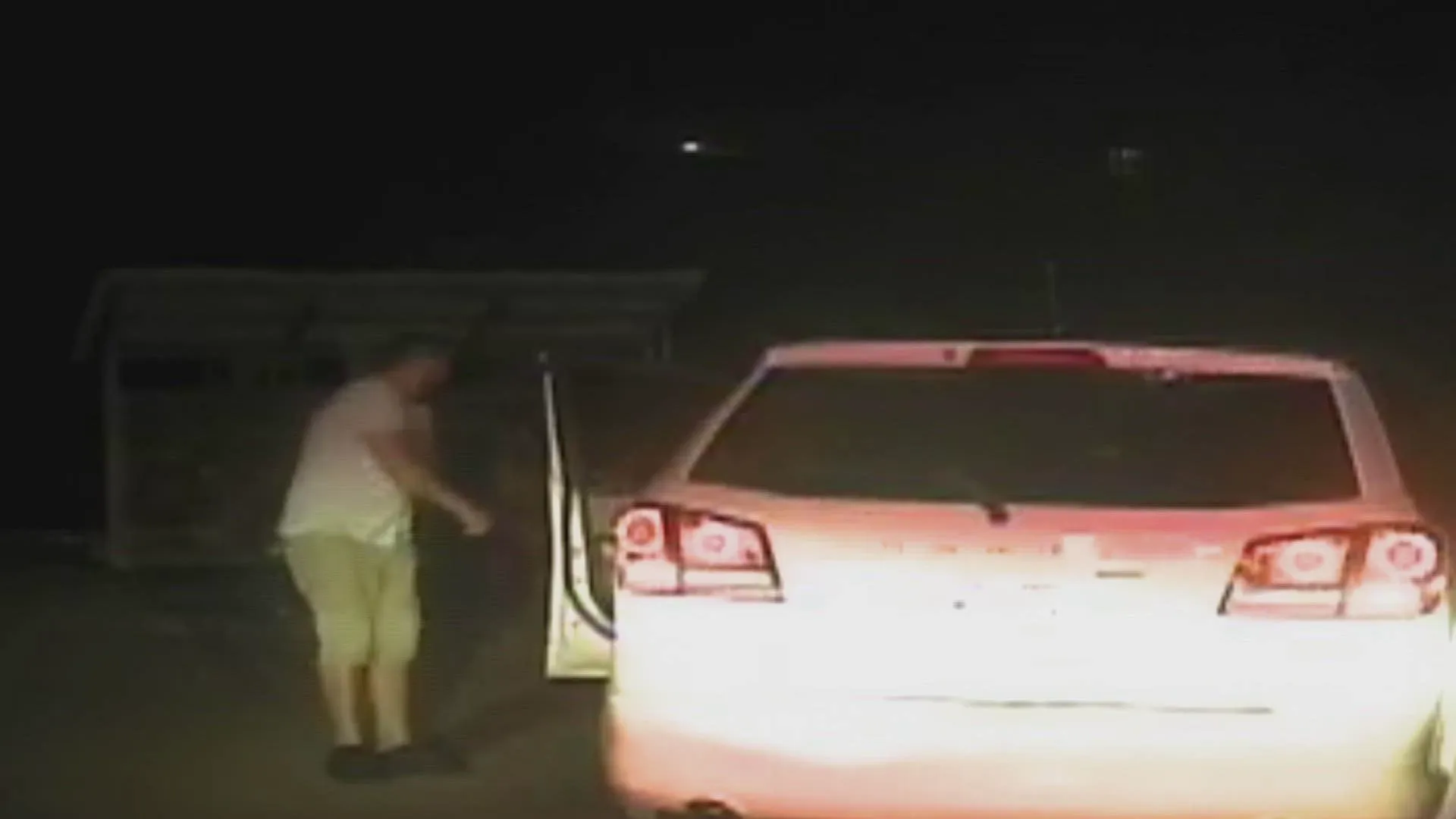 thumbnail - S1:E9 Fugitives Caught on Tape  (#109)