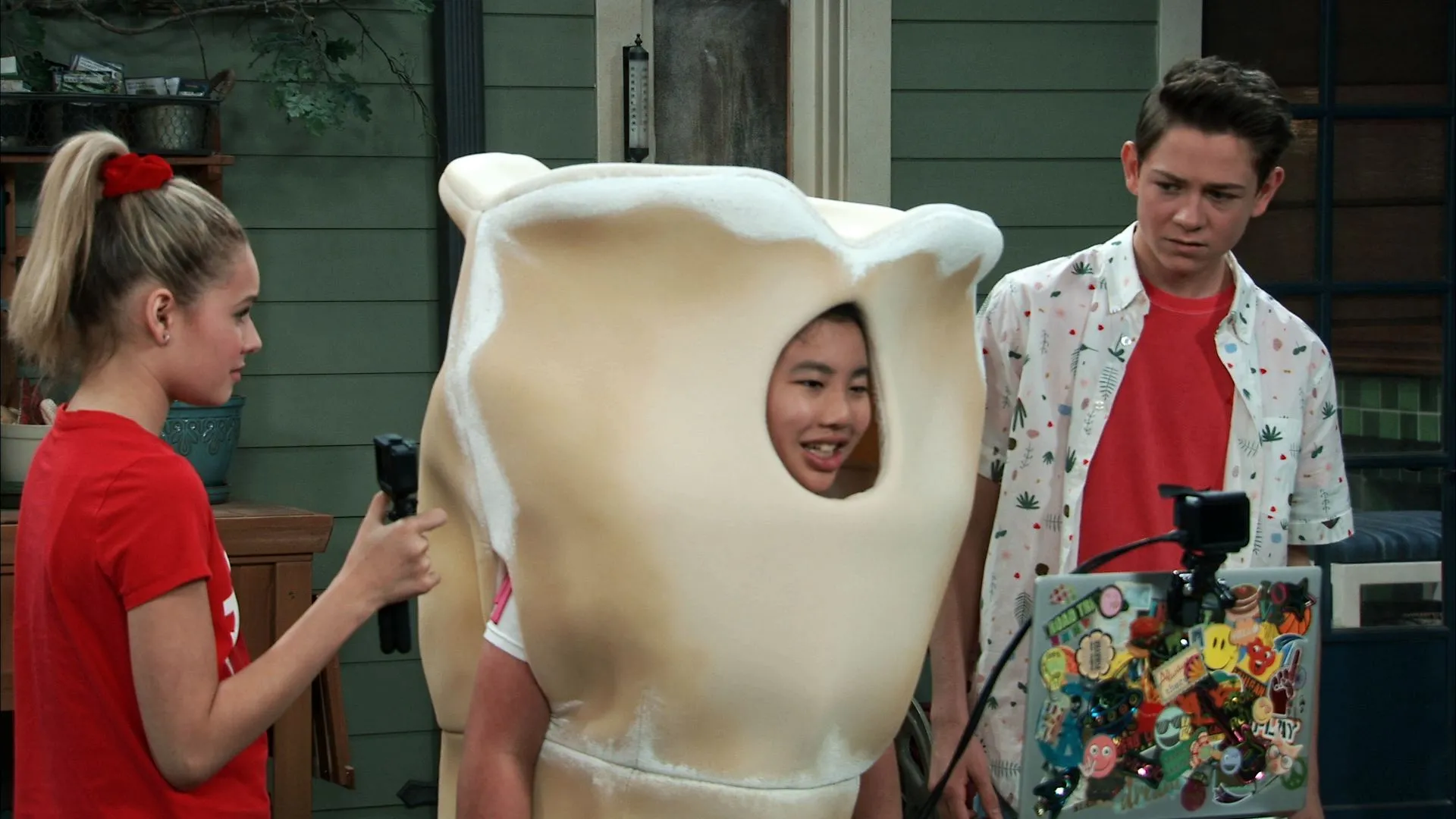 thumbnail - S2:E22 Would You Wrather Dress Like A Pilgrim?