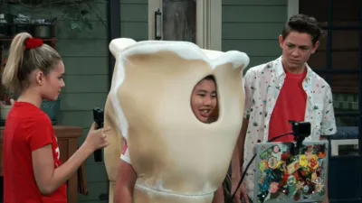 thumbnail - S2:E22 Would You Wrather Dress Like A Pilgrim?