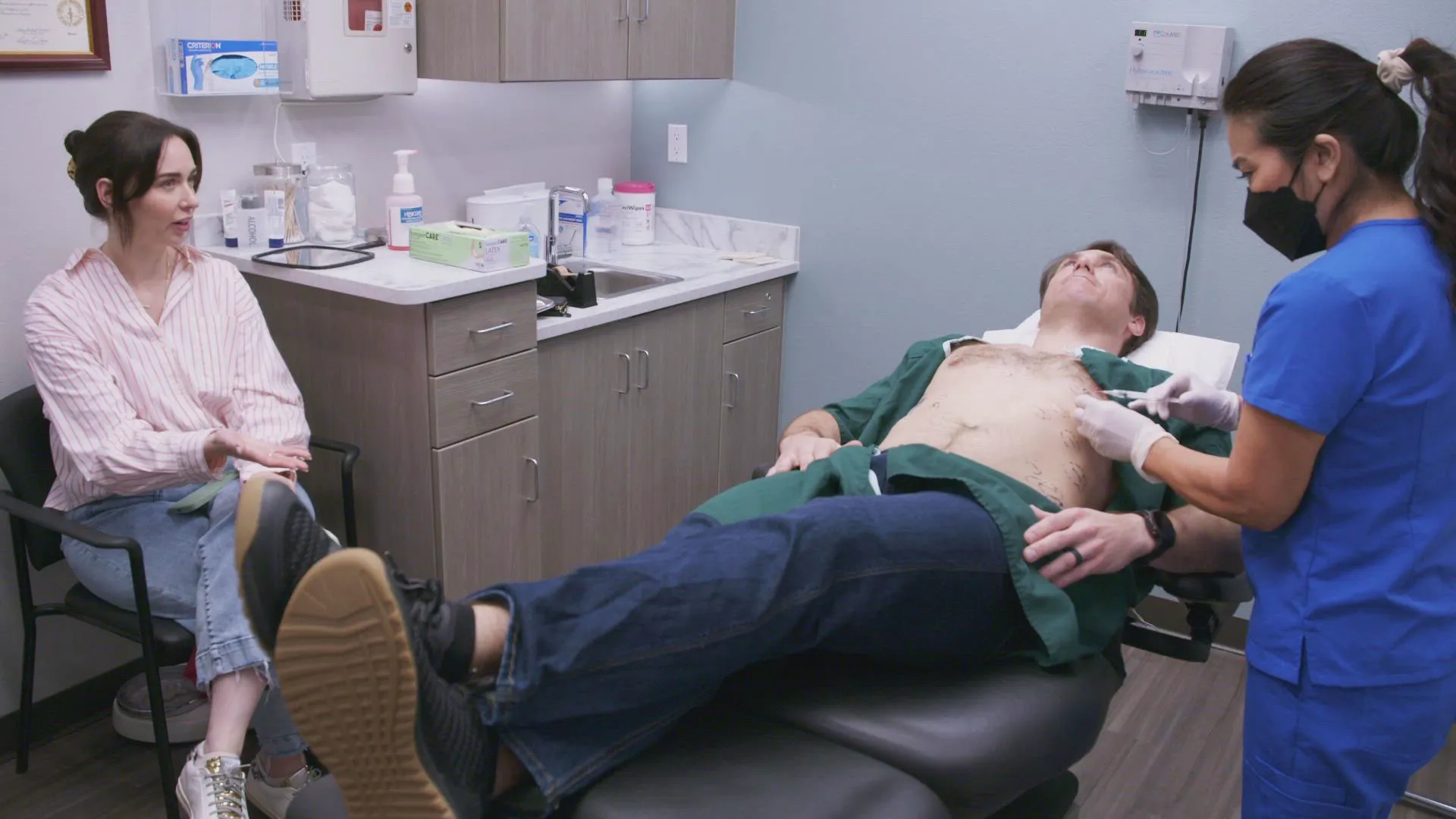 thumbnail - S1:E14 Needle Little Help