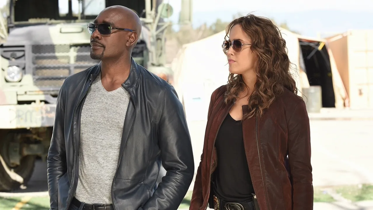 thumbnail - S2:E19 Naegleria & Neighborhood Watch