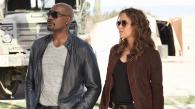 thumbnail - S2:E19 Naegleria & Neighborhood Watch