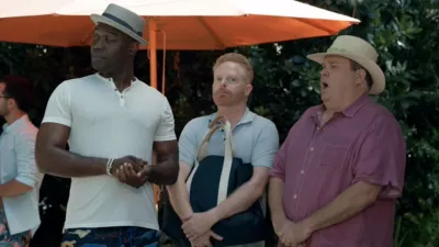 thumbnail - S11:E4 Pool Party