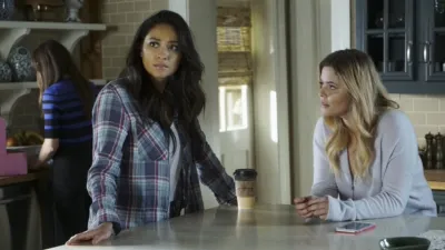 thumbnail - S7:E10 The Darkest Knight