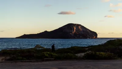 thumbnail - S8:E1 Hawaiian Night Fright