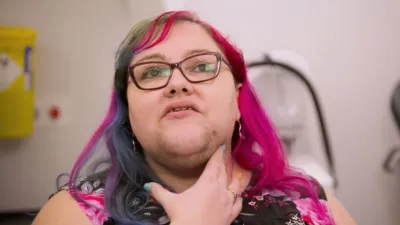 thumbnail - S4:E10 The Hirsute of Happiness