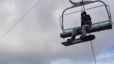 thumbnail - S6:E12 Disturbance at the Gate