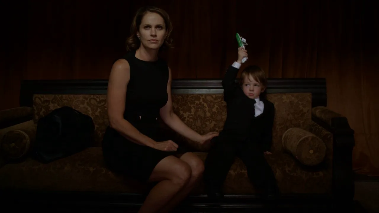 thumbnail - S6:E2 Mourning Sickness