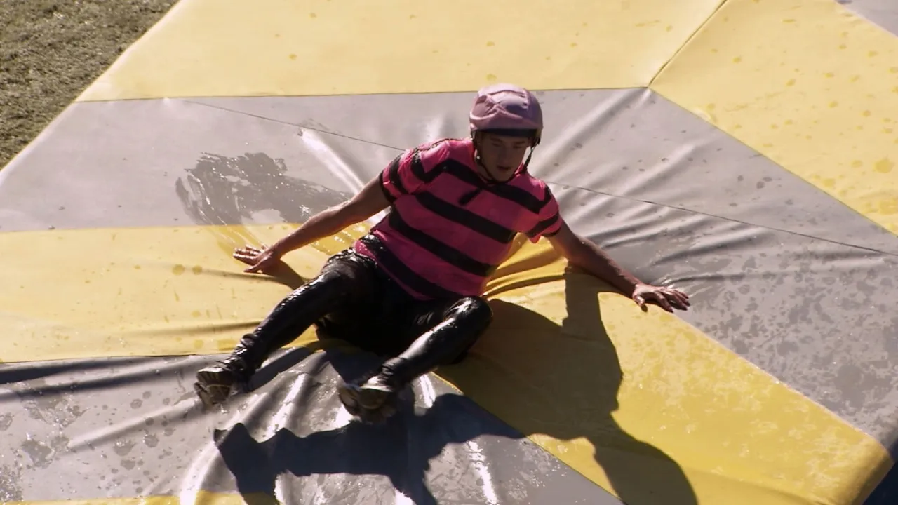 thumbnail - S5:E24 Showdown at the Wipeout Saloon