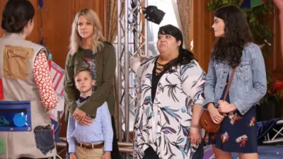 thumbnail - S2:E5 The Invention