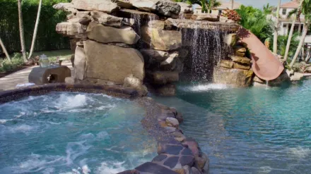 Insane Pools: Off the Deep End