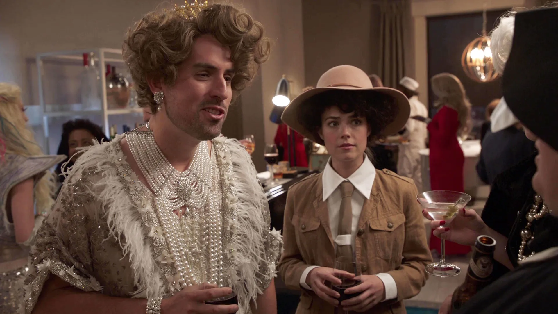 thumbnail - S6:E5 Jeremy & Anna’s Meryl Streep Costume Party